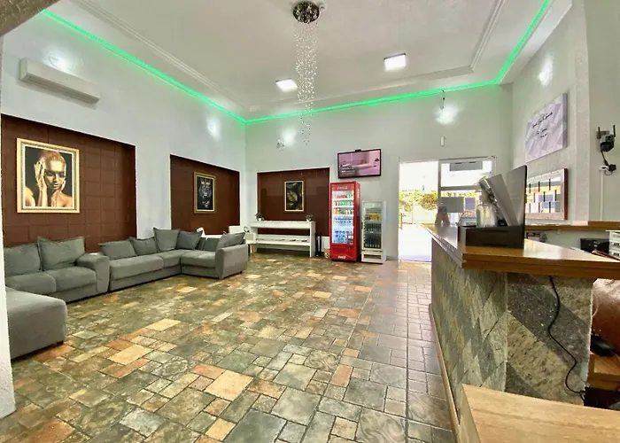 Pousada Primavera Campos do JordaoPousada